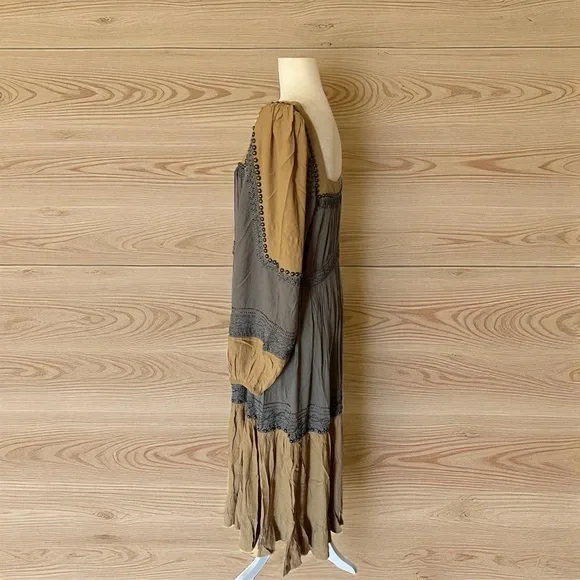 Double D Ranch Elegant Gray and Tan Dress - Picture 3 of 10